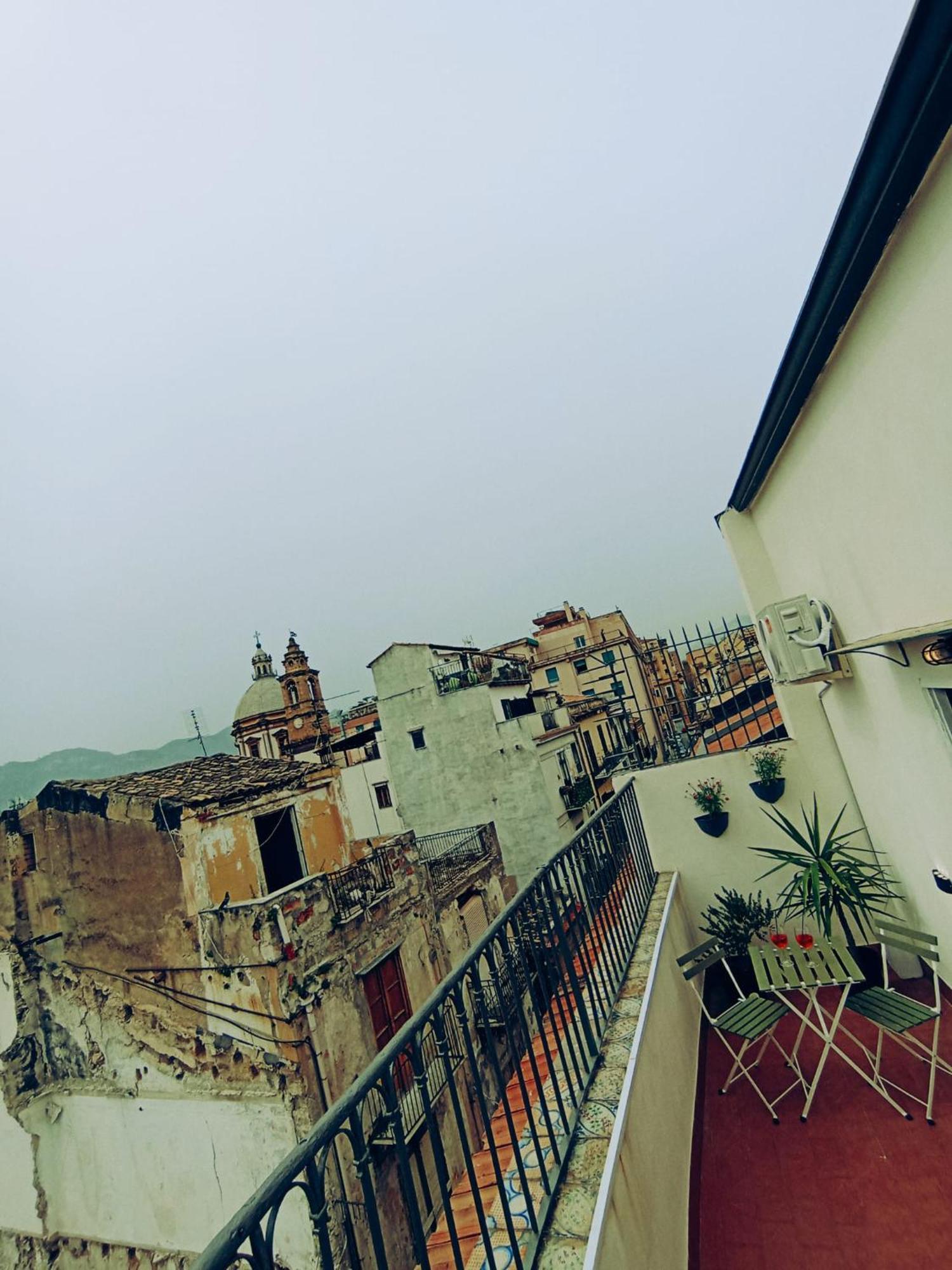 Demasiantval House Apartment